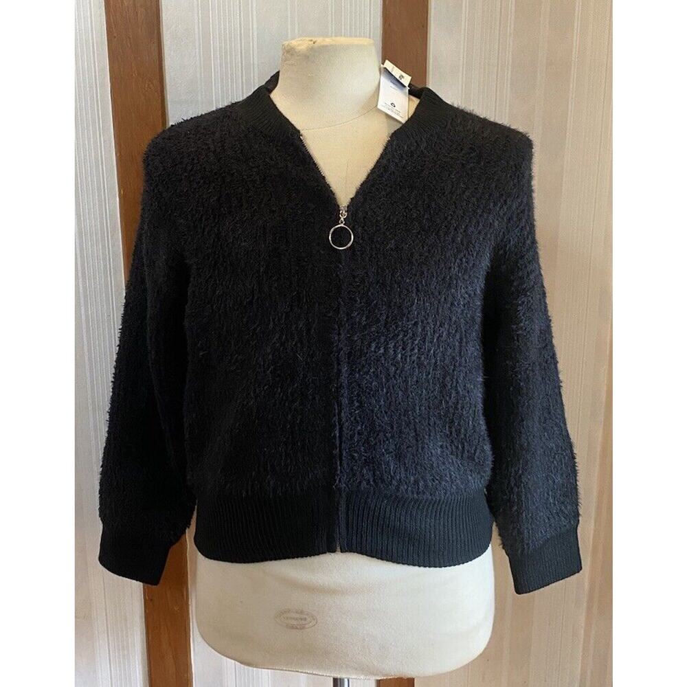 NWT Pink Rose Black Soft Sweater Women’s Large